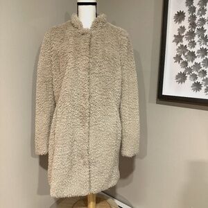 *KENNETH COLE* Tan Faux Fur Coat Size Large